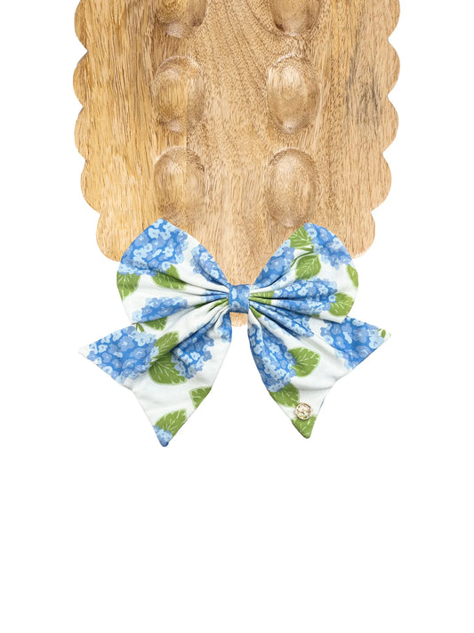 Hydrangea Bow